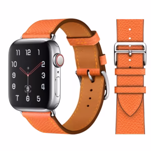 Bracelet Apple Watch EzStrap en cuir lisse, style tour unique élégant, avec boucles métalliques, présenté en gros plan sur fond blanc.