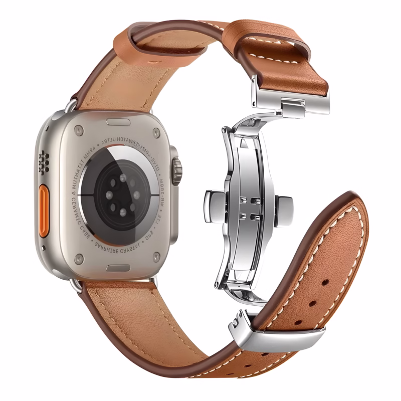 Bracelet Apple Watch EzStrap en cuir véritable marron avec boucle déployante en métal, au style élégant et finition lisse, présenté en gros plan sur fond blanc.