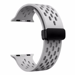Bracelet Apple Watch EzStrap en silicone noir perforé, style sport, présenté en gros plan sur fond blanc.