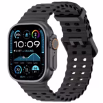 Bracelet Apple Watch EzStrap en silicone noir perforé, au style sport, présenté en gros plan sur fond blanc.