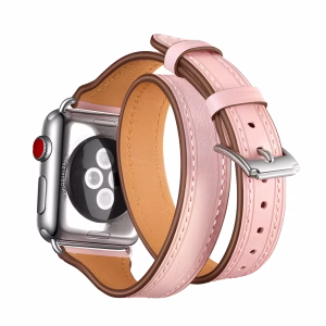 Bracelet Apple Watch EzStrap en cuir lisse Design Double Tour, style luxe, affiché en gros plan avec ses couleurs contrastées orange, blanc et bleu marine.